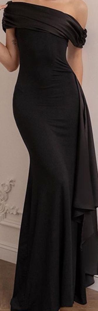 Off-Shoulder Maxi Dress - Image 2