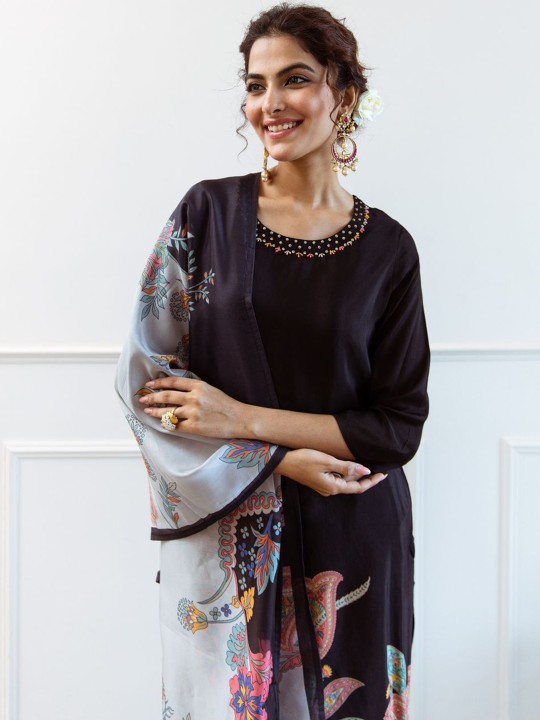 Women Ethnic Motifs Printed Regular Thread Work Pure Cotton Kurta with Trousers & With Dupatta - Image 6