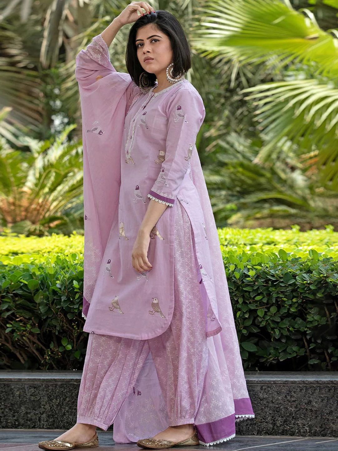 Animal Printed Straight Kurta With Salwar & Dupatta - Image 2