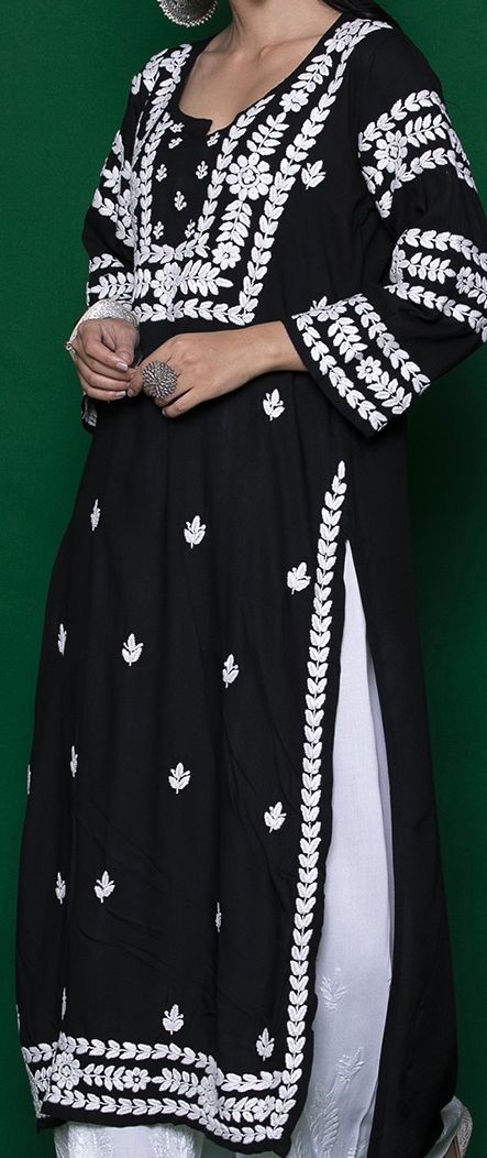 Chikankari Woven Kurta - Image 5