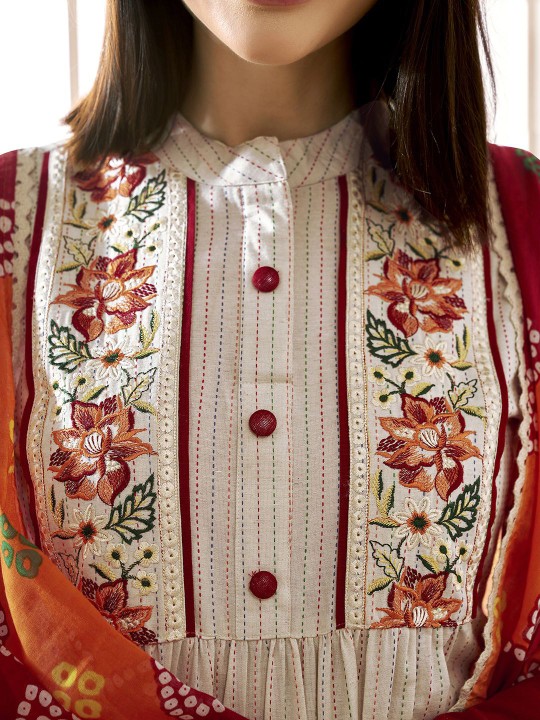 Women Floral Embroidered Pleated Thread Work Kurta with Trousers & With Dupatta - Image 2